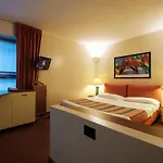 Lägenhetshotell Sacchi 4*