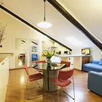 Sacchi Lägenhetshotell