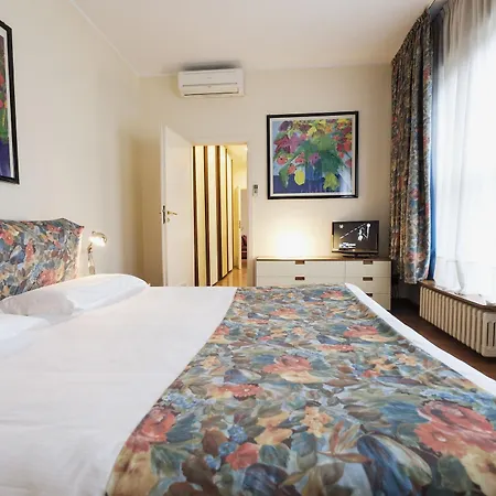 Aparthotel Sacchi 4*
