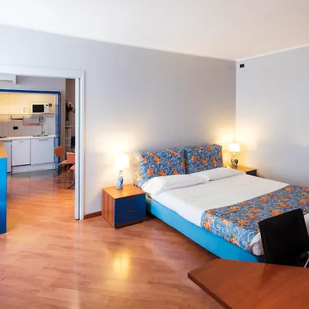 Sacchi Aparthotel