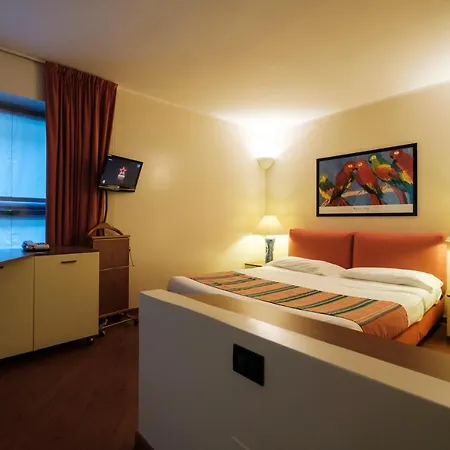 Apart Otel Sacchi 4*