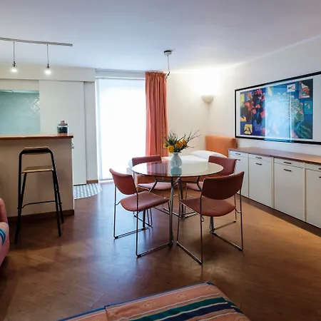 Lägenhetshotell Sacchi 4*