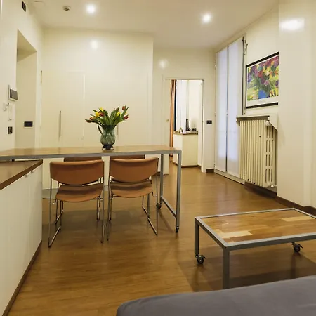 Sacchi Aparthotel 4*